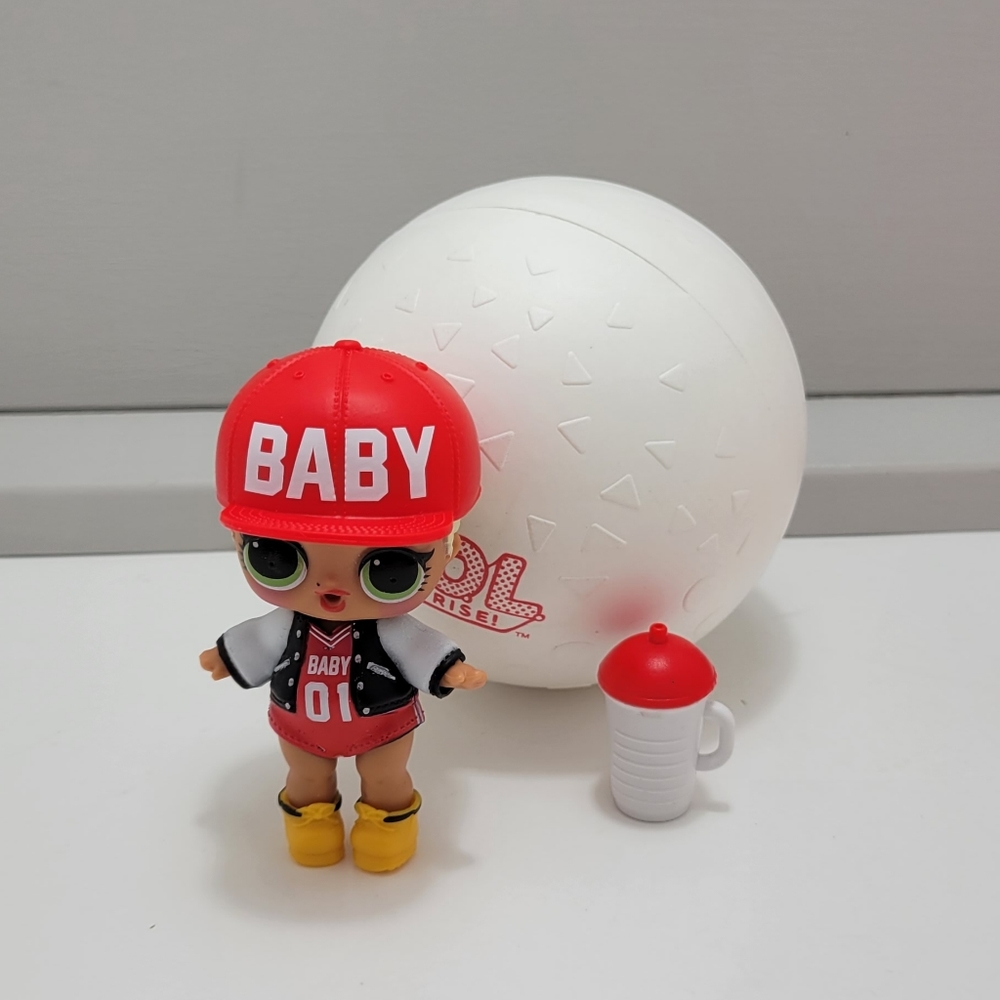 LOL surprise doll series 1 MC Swag
